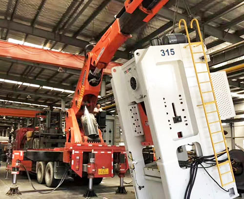 五通桥提升工作效率，选择优质折臂吊租赁服务