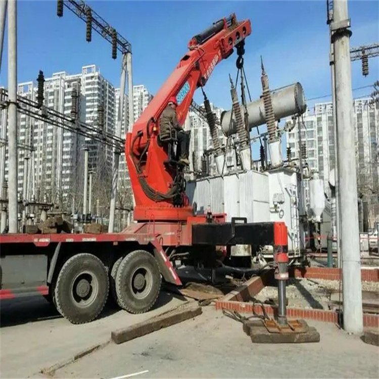 五通桥就近吊车出租|工地厂房吊装设备租赁|24小时高效响应