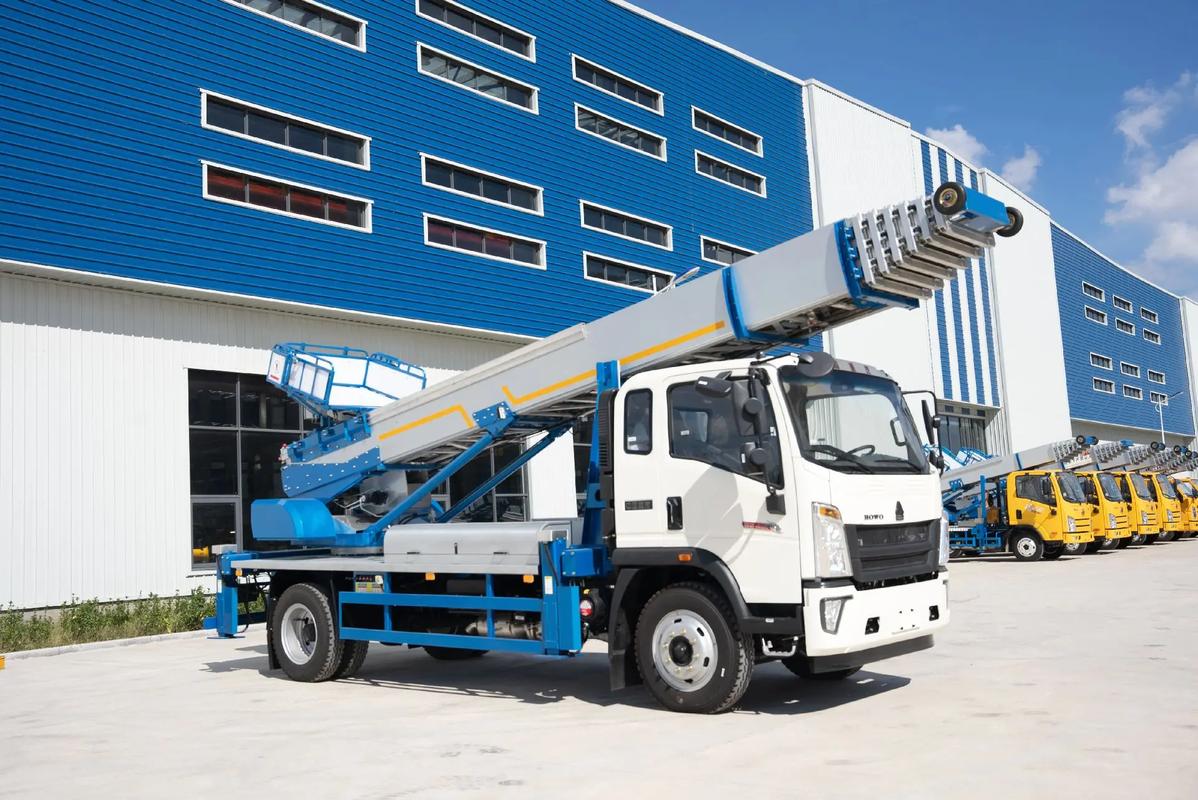 五通桥出租云梯车高空作业车 建筑垃圾搬运