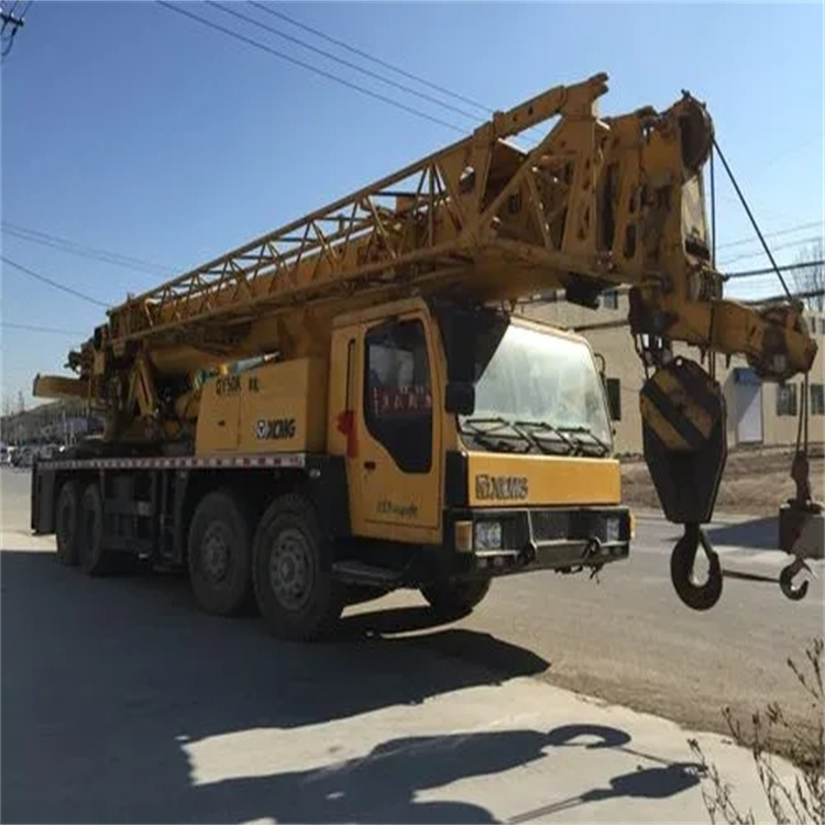 五通桥哪里有专业吊车出租